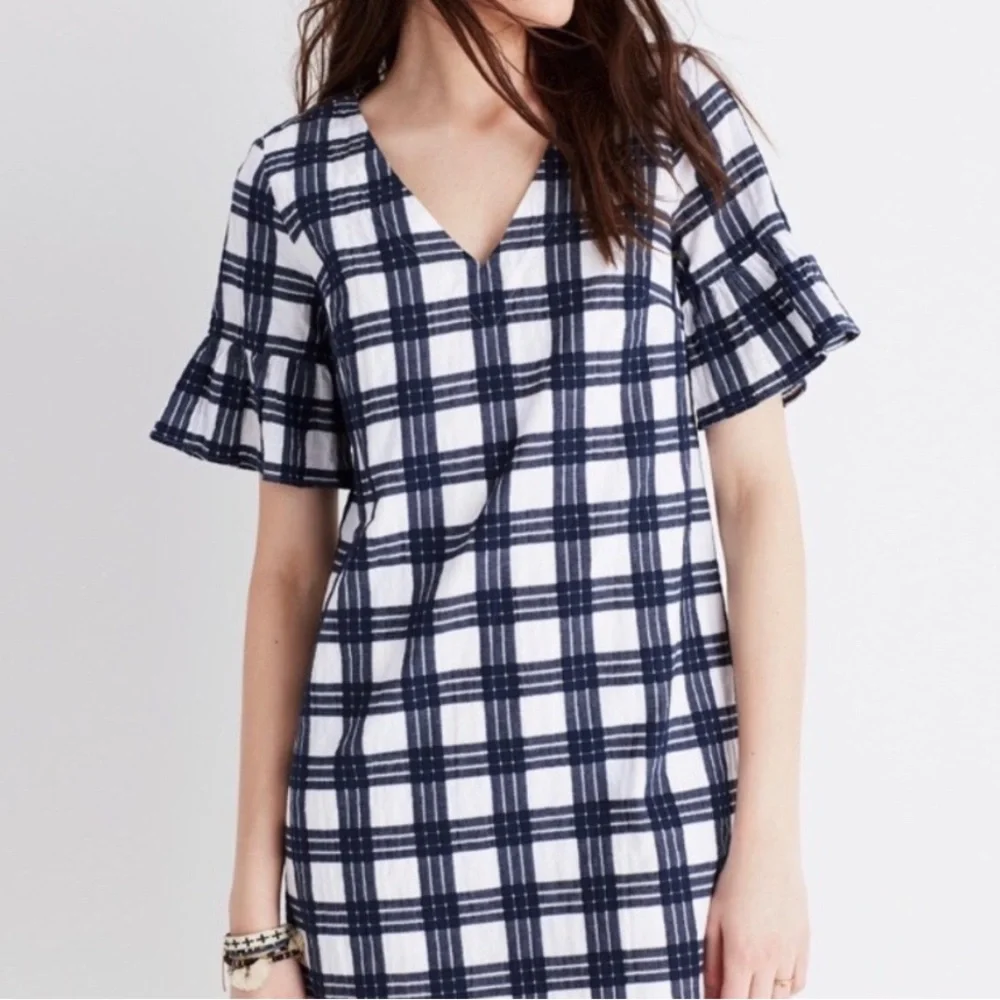Madewell | Leighton Plaid Bell Sleeve V Neck Dress - Picture 3 of 12